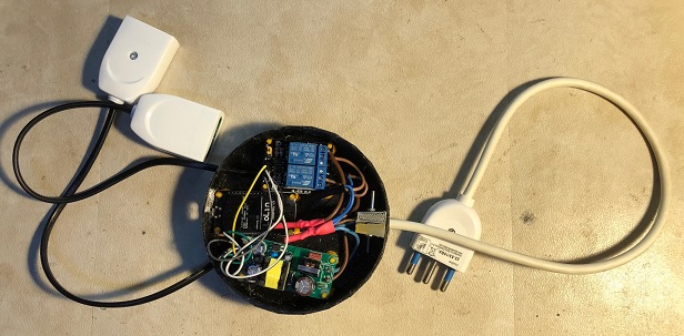 The PowerPlug Box opened to use as driver to place components